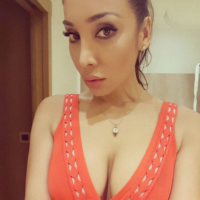 sofia hayat :- Closeup of my makeup by #giorgioarmani dress #herveleger new season. -instagram