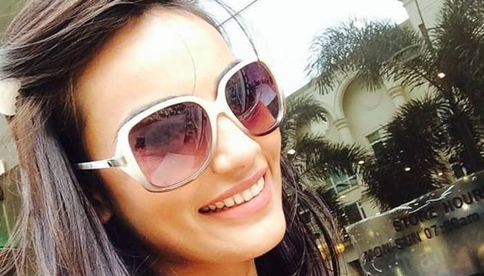 Romancing seven actors for one show tough: Surbhi Jyoti