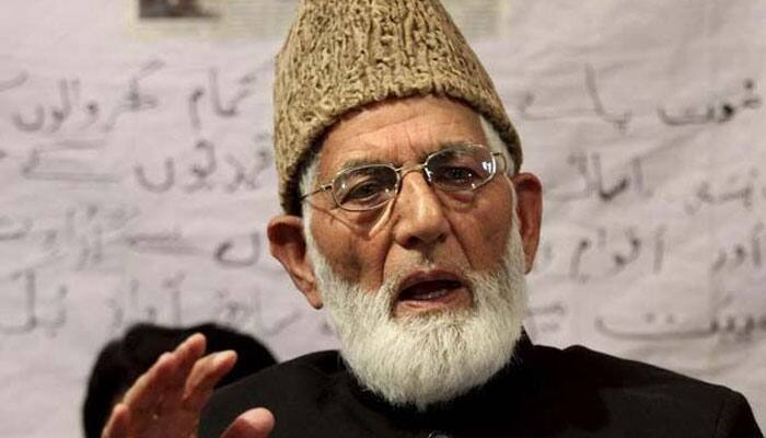 Geelani seeks passport to visit ailing daughter in Saudi Arabia, BJP asks him to apologise for past mistakes
