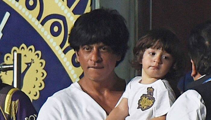 When Shah Rukh Khan, AbRam danced to &#039;Ooh-La-La&#039;