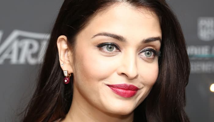 Wonderful to see people&#039;s interest in &#039;Jazbaa&#039;: Aishwarya Rai Bachchan