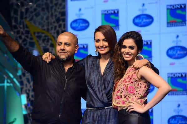 @sonakshisinha @VishalDadlani from the #IIJ2 press con yest. What a beginning to the show! Missed you @salim_merchant. Twitter@itsShalmali