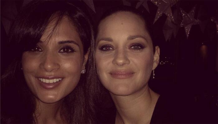 Richa Chadha meets her &#039;idol&#039; Marion Cotillard in Cannes