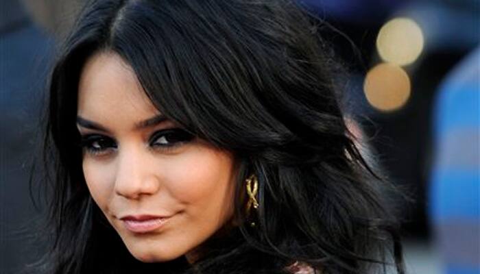 Vanessa Hudgens suffering from tendinitis