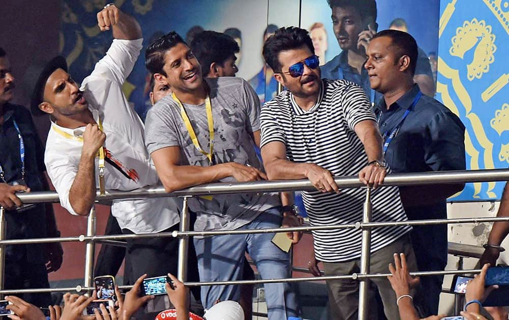 Bollywood actors Anil Kapoor, Farhan Akhtar and Ranveer Singh at Eden Gardens for IPL 8 final match between Mumbai Indian and Chennai Super Kings in Kolkata.
