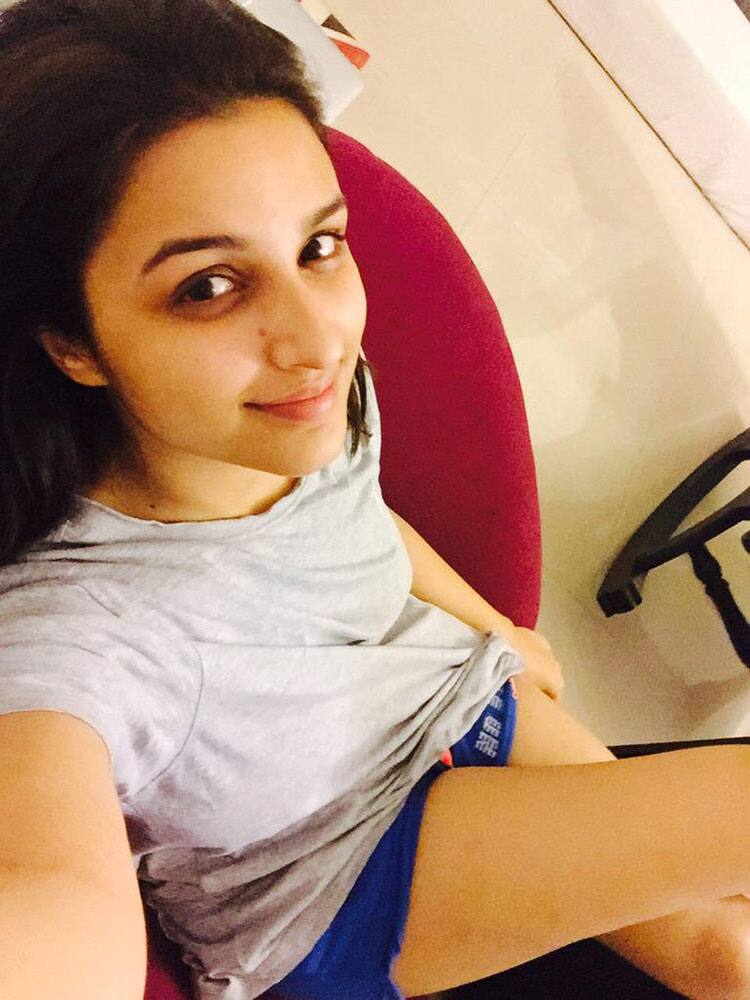 Parineeti Chopra ‏:- Early morning scenes. #Calm #AankhonMeinNashaBecauseOfFever -twitter