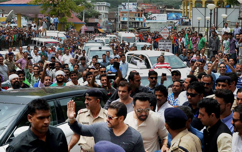 Bollywood actor Salman Khan arrives to attend the wedding reception of his sister Arpita Khan in her home town in Mandi.