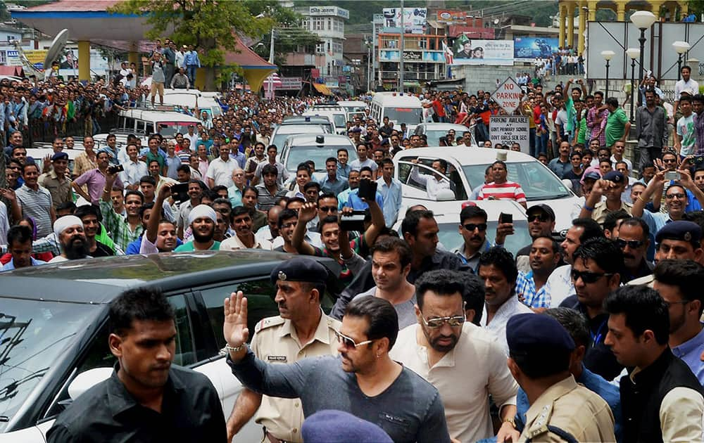 Salman Khan arrives to attend the wedding reception of his sister Arpita Khan in her home town in Mandi.