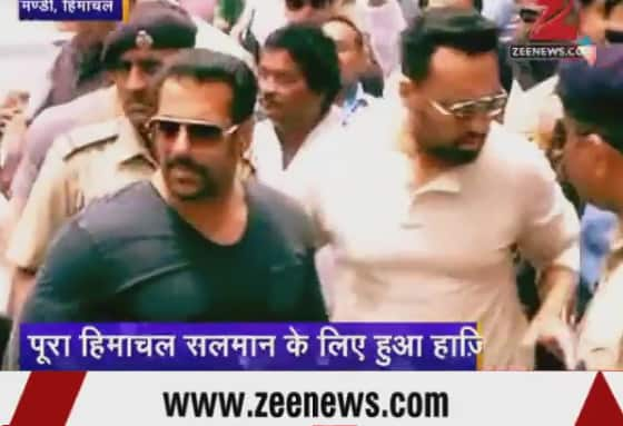 Salman Khan attends sister Arpita's wedding reception in Mandi