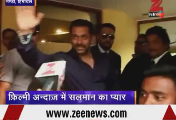 Salman Khan attends sister Arpita's wedding reception in Mandi