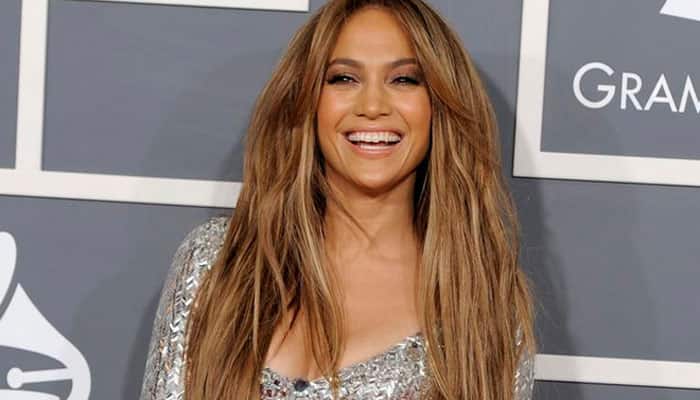 Jennifer Lopez Debuts Short Hair And More News Zee News