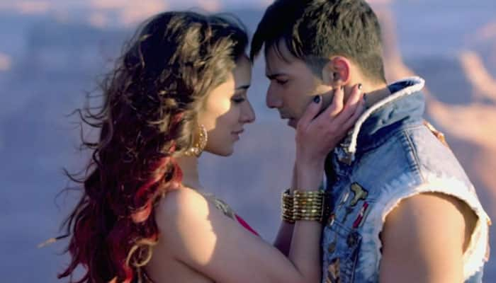 Tough to match Varun&#039;s level of dance in &#039;ABCD2&#039;: Shraddha Kapoor