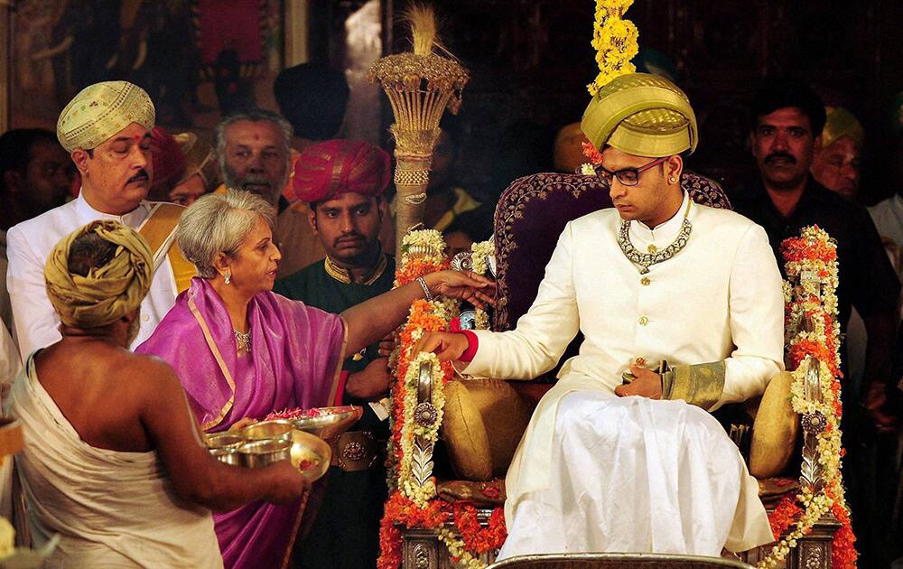 Yaduveer Krishnanadatta Chamaraja Wadiyar during his Coronation Ceremony in Mysore .