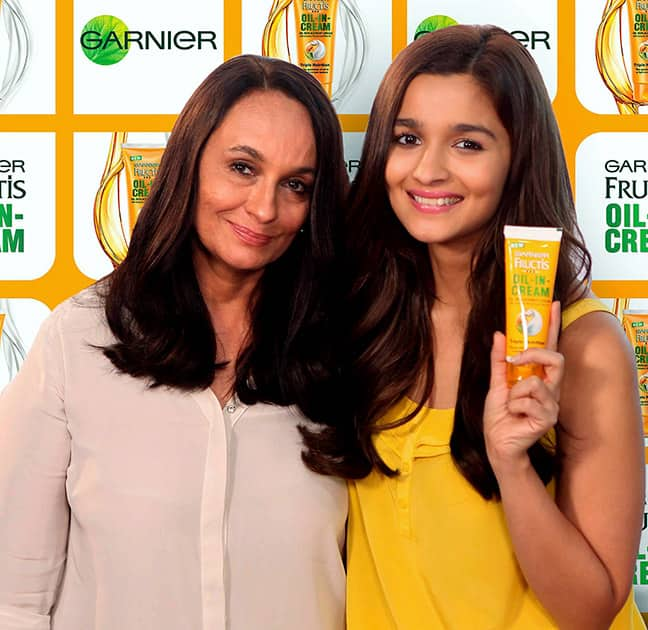 Alia Bhatt with her mother Soni Razdan during the promotional event in Mumbai.