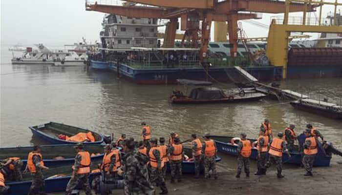 Ship carrying over 450 people sinks in China`s Yangtze river