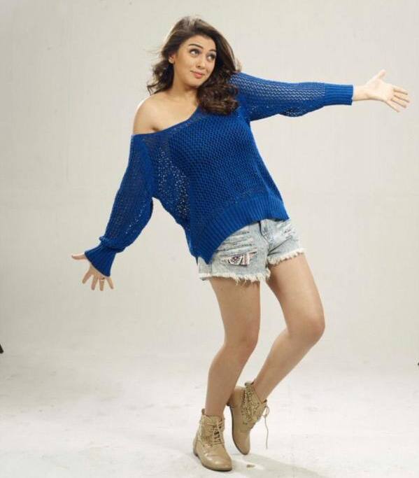 @ihansika COUNTS 2 WITH 4 SPECIAL HEROES! Twitter@ihansika