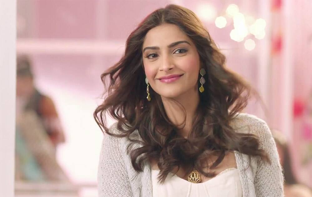 Sonam Kapoor: Bollywood's fashionista