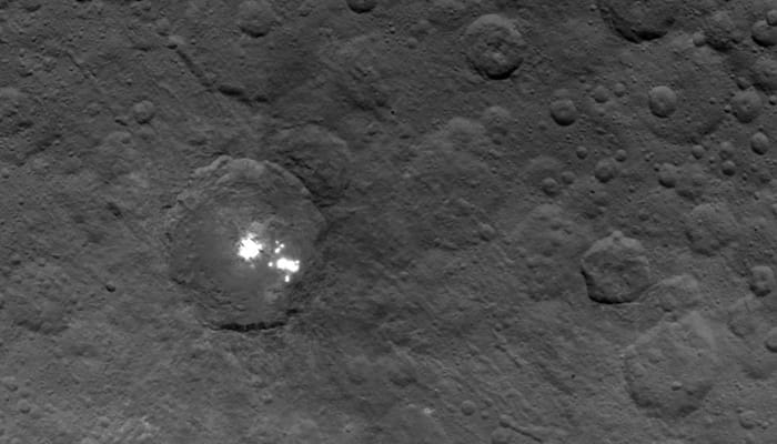 Mystery white spots on dwarf planet Ceres – ice, salt or...