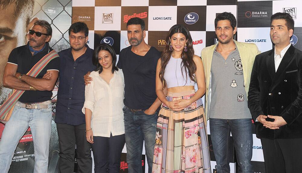 Jackie Shroff, Akshay Kumar, Jacqueline Fernandes, Sidharth Malhotra and Karan Johar during the trailer launch of movie Brothers at PVR, Juhu in Mumbai. DNA