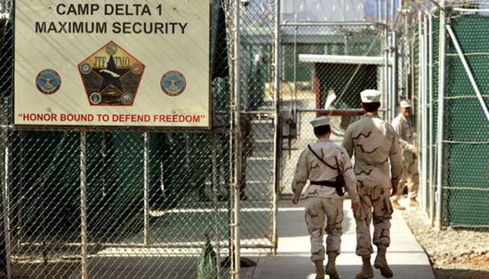 US moves six Yemeni Guantanamo detainees to Oman