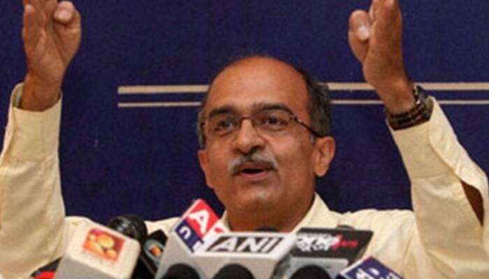 Lalit Modi row: Prashant Bhushan seeks Sushma Swaraj&#039;s resignation