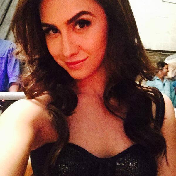 Night shoot.... #newjourneybegins Twitter@LaurenGottlieb