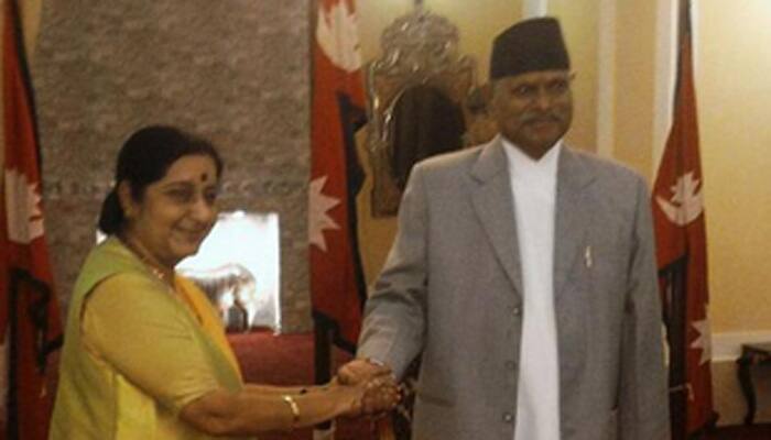 Sushma Swaraj calls for early drafting of Nepal&#039;s Constitution