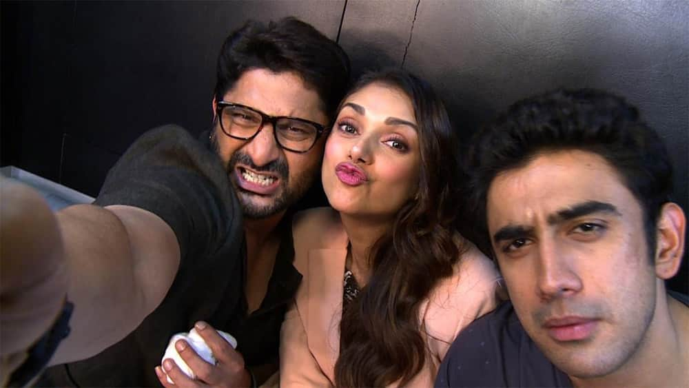 #fullonlol with @foxstarhindi @ArshadWarsi @aditiraohydari masti on sets of @BIGMagicChannel @Comedy Carpet. Twitter@ArshadWarsi