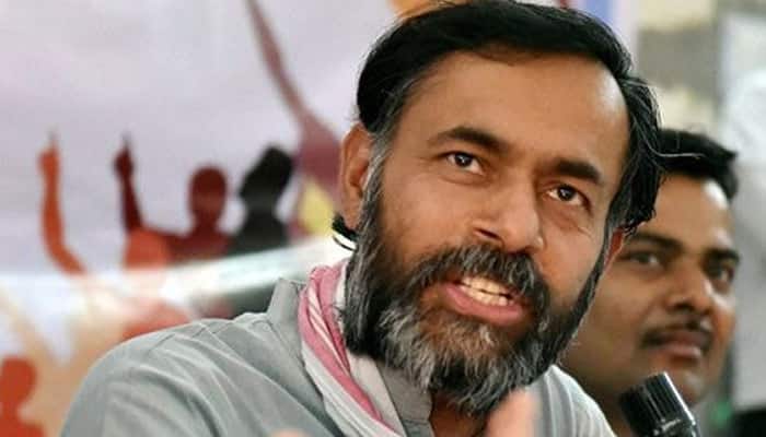 Yogendra Yadav fears personality cult projection in approaching Anna Hazare