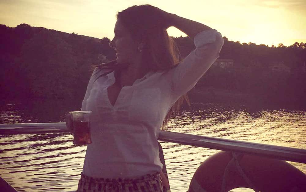 Lisa Ray :- About last night...#boat-tripping #RiverRhone #France -twitter