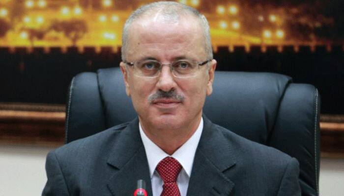 Palestinian PM to make `temporary` cabinet reshuffle