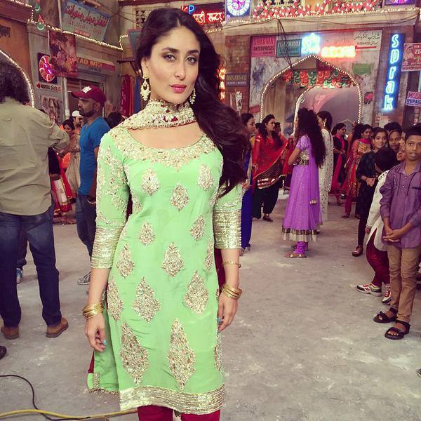 How beautiful does Kareena look in this mint green embroidered Manish Malhotra salwar kameez? #BajrangiBhaijaan. Twitter