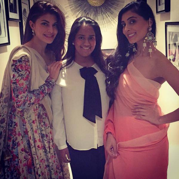 Thank you for a lovely evening @PerniaQureshi @Asli_Jacqueline  Twitter@khanarpita