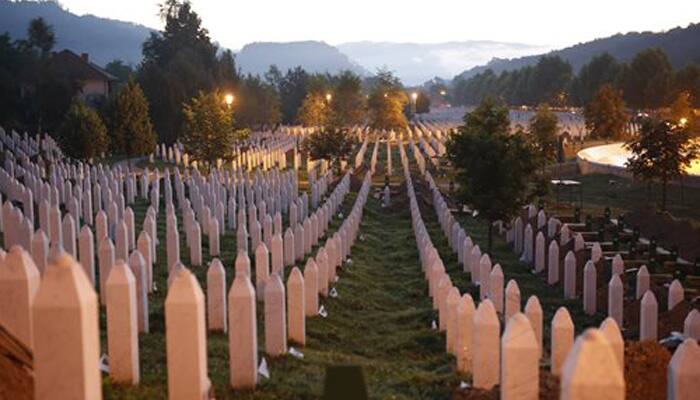 Bosnia mourns Srebrenica massacre victims 20 years on