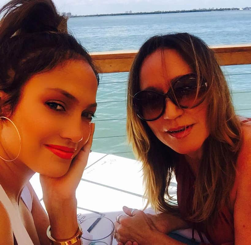 Jennifer Lopez :- Gotta love Miami! Brunch with a view. -twitter
