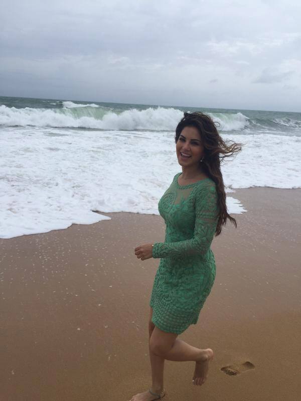 Enjoying the Windy Beach in Phuket !!!!! - Twitter@SunnyLeone