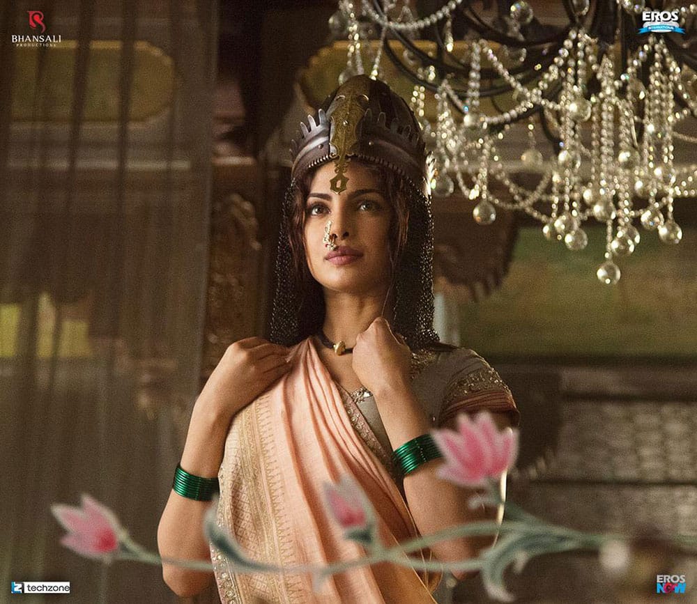 Eros Now ‏:- And here's the first look of @priyankachopra as Kashibai in the epic, Bajirao Mastani! -twitter