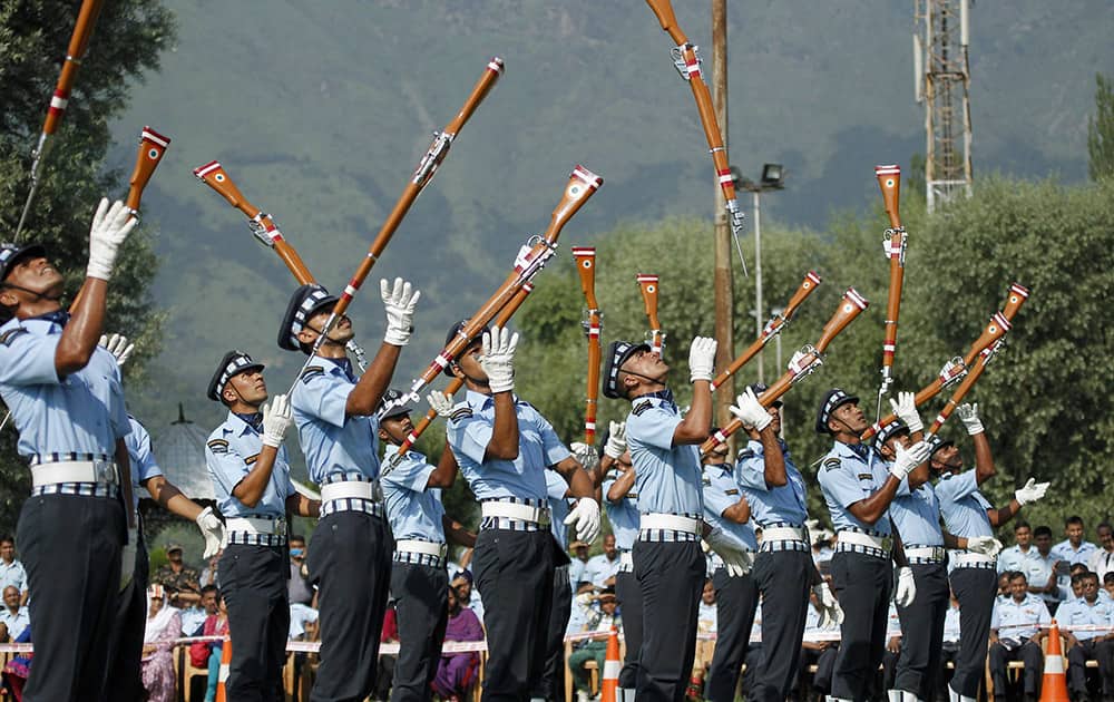 Air Warrior Drill team display their skills for the first time at Sher-i-Kashmir International Conference Centre in Srinagar on Wednesday during commemoration the 50th year of the air campaign in the 1965 India-Pakistan War.