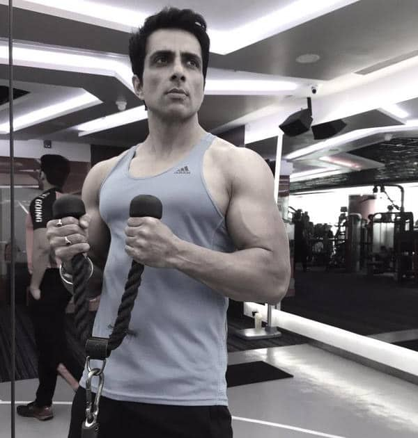 DISCIPLINE is choosing between what u want now n what u want most !#ExcerciseMyNaturalHigh #Gymaholic #MyRippedLife Twitter@SonuSood.