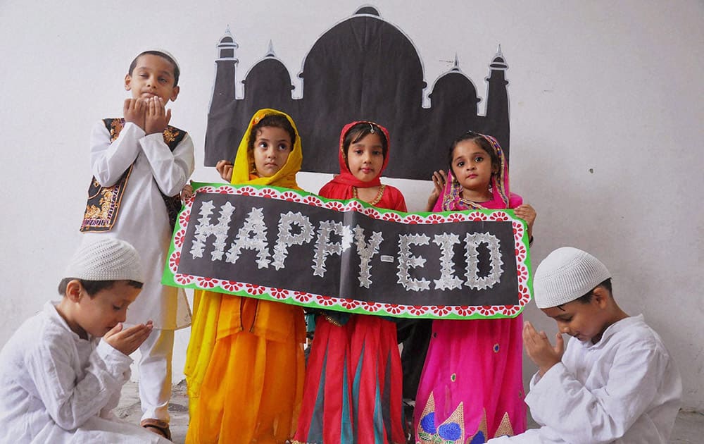 School children wishing Eid in Moradabad.