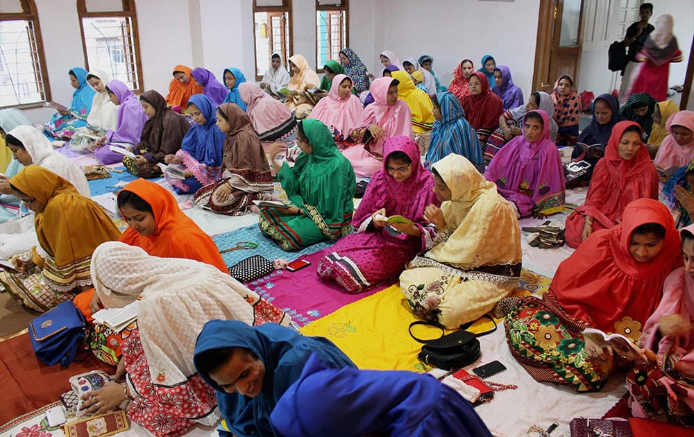 Women of Dawoodi Bohra community at a mosque offer prayers at a mosque on the occasion of Eid-ul-Fitr festival in Bhopal.