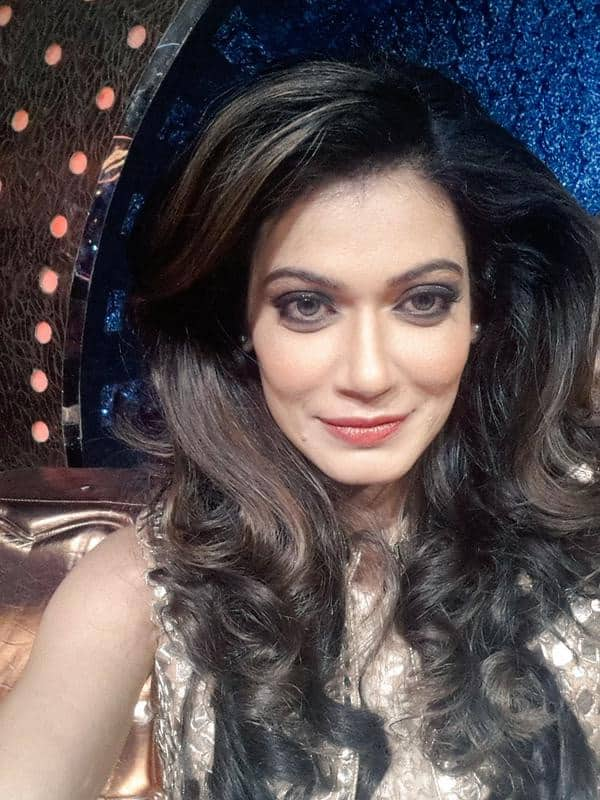 #RightNow At shoot.... :) Wearing a #SumitDasGupta Full length picture soon :) - Twitter@Payal_Rohatgi