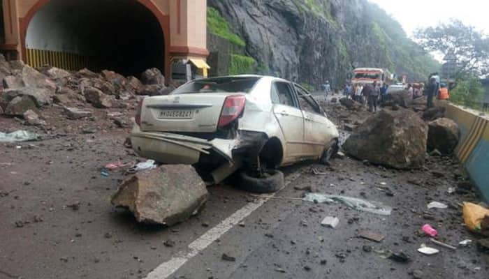 Landslide on Mumbai-Pune Expressway kills at least three, traffic halted 