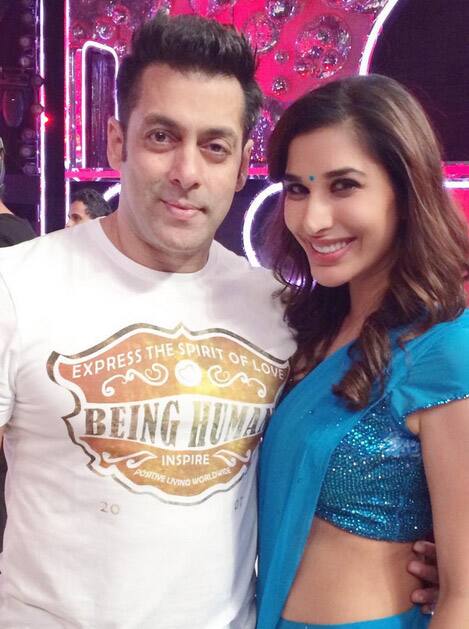 Love my Bajrangi Such a beautiful film!!! Congrats @beingsalmankhan  #BajrangiBhaijaan #Bollywood #Love #SalmanKhan #WhatAFilm - Instagram@sophiechoudry