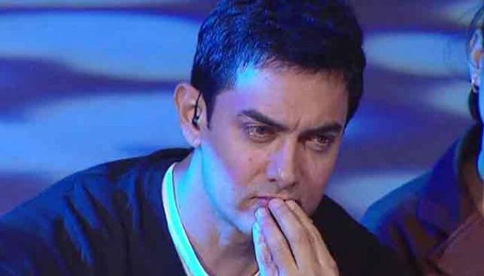 Salman&#039;s`Bajrangi Bhaijaan` leaves Aamir Khan teary-eyed