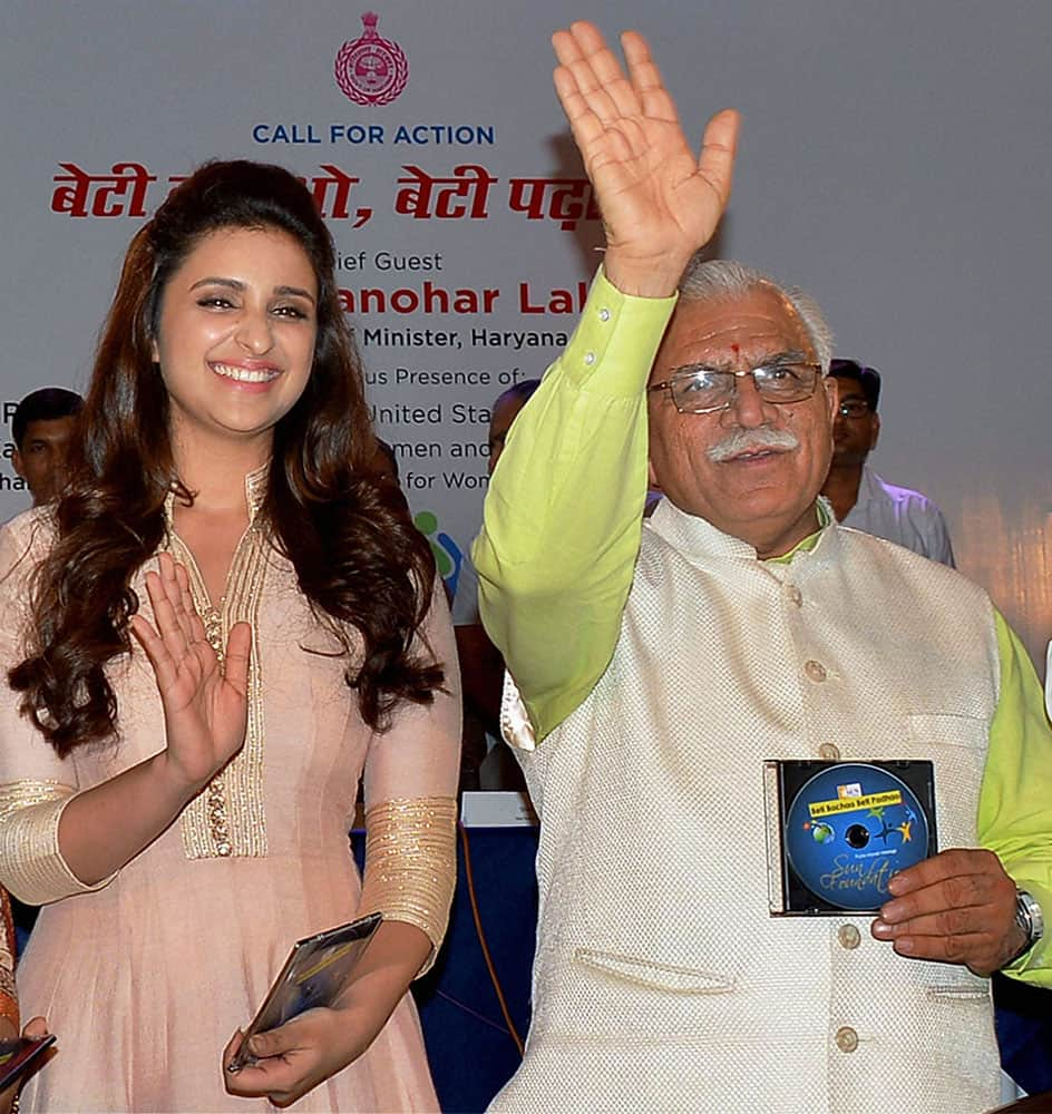 Haryana Chief Minister Manohar Lal with actress Parineeti Chopra at a ‘Beti Bachao-Beti Padhao’ programme in Gurgaon.