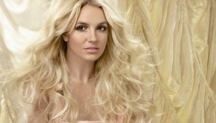 Britney Spears Debuts Lavender Hair Tips Fashion News Zee News