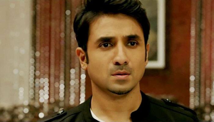 Vir Das writes his first film script