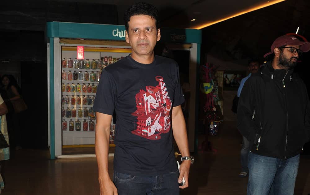 Manoj Bajpai at the premiere of Marathi film 'Manatlya Unhat' at Andheri in Mumbai. -dna