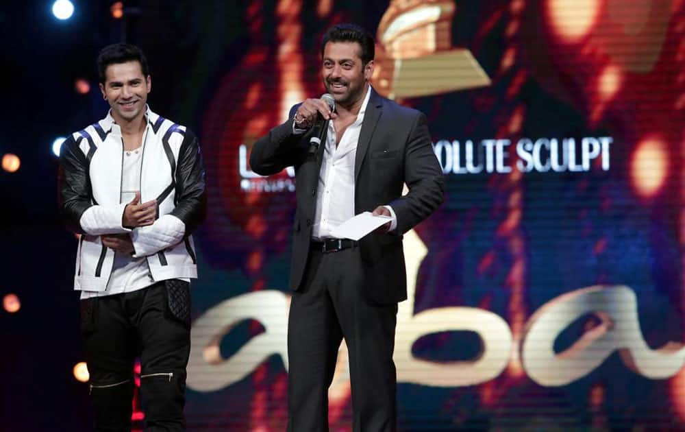 Zee TV ‏:-  @Varun_dvn and @BeingSalmanKhan share a moment on stage! #AIBA2015  -twitter